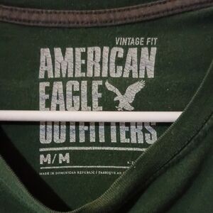 American Eagle Outfitters Forest Green Short Sleeve Tee